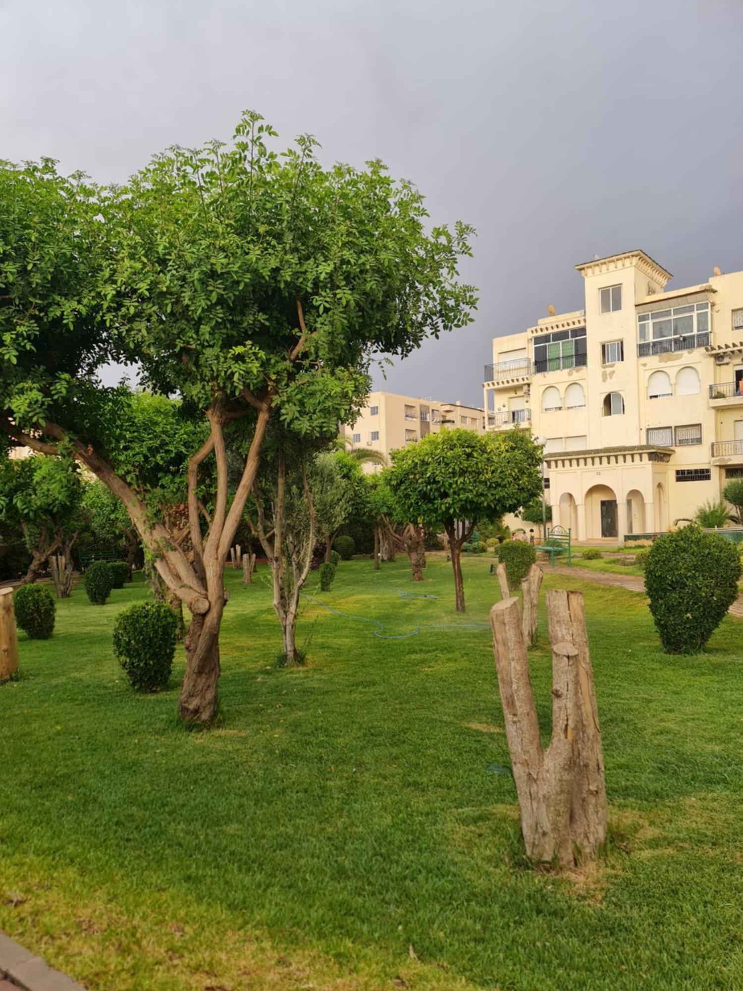 Fes Urban Apartment - Urban Elegance With Garden And Pool Access 외부 사진