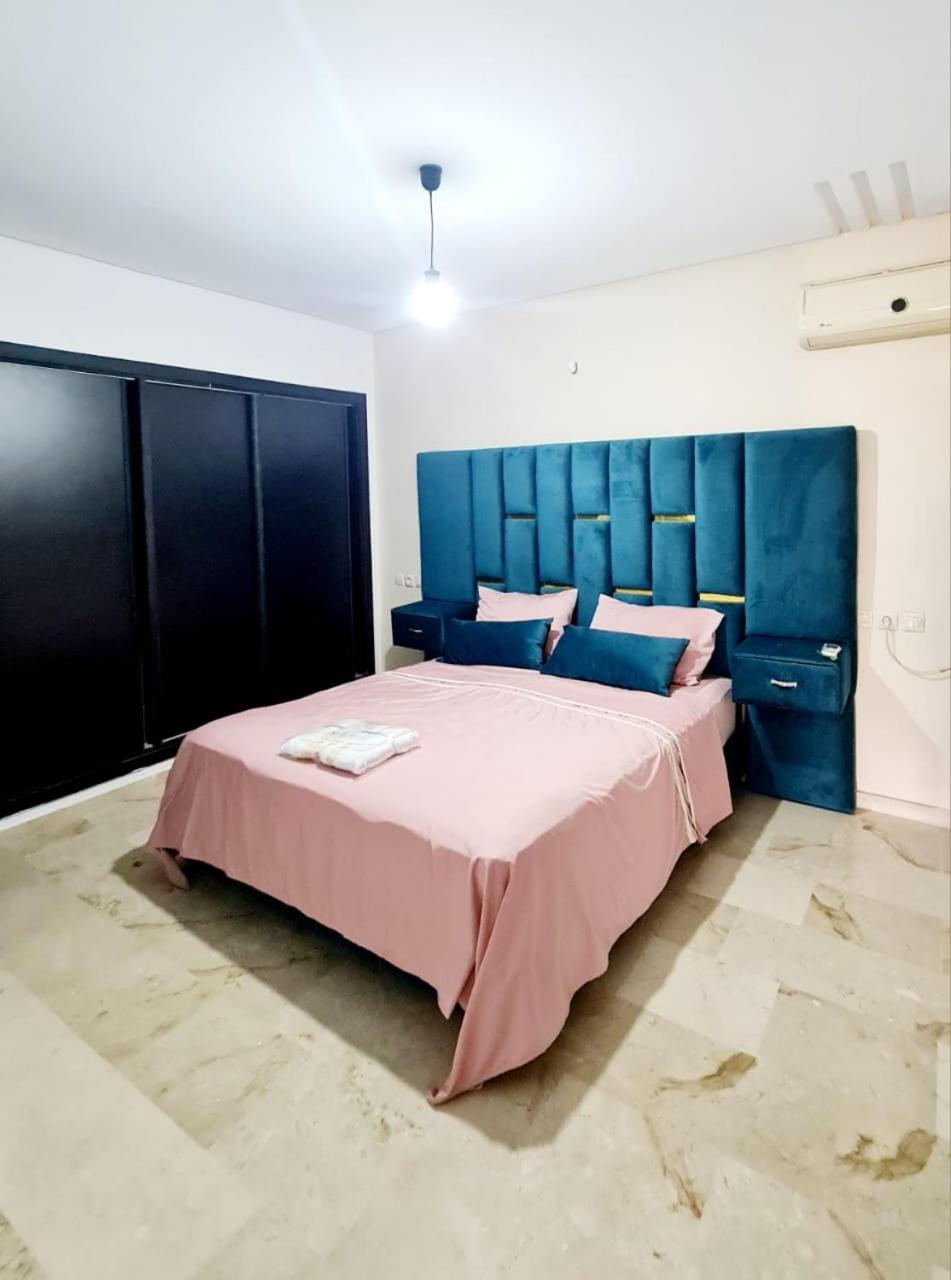 Fes Urban Apartment - Urban Elegance With Garden And Pool Access 외부 사진